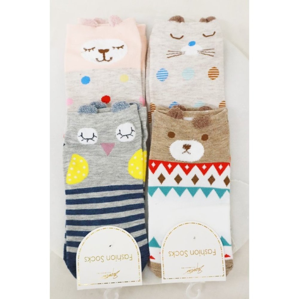 Women's Animal Socks 4 pairs to pkg